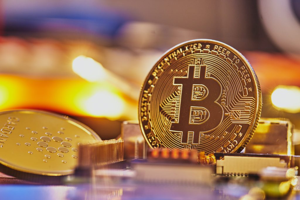 Giá Bitcoin hôm nay 11/12: Giới đầu cơ thanh lý 1,76 tỷ USD